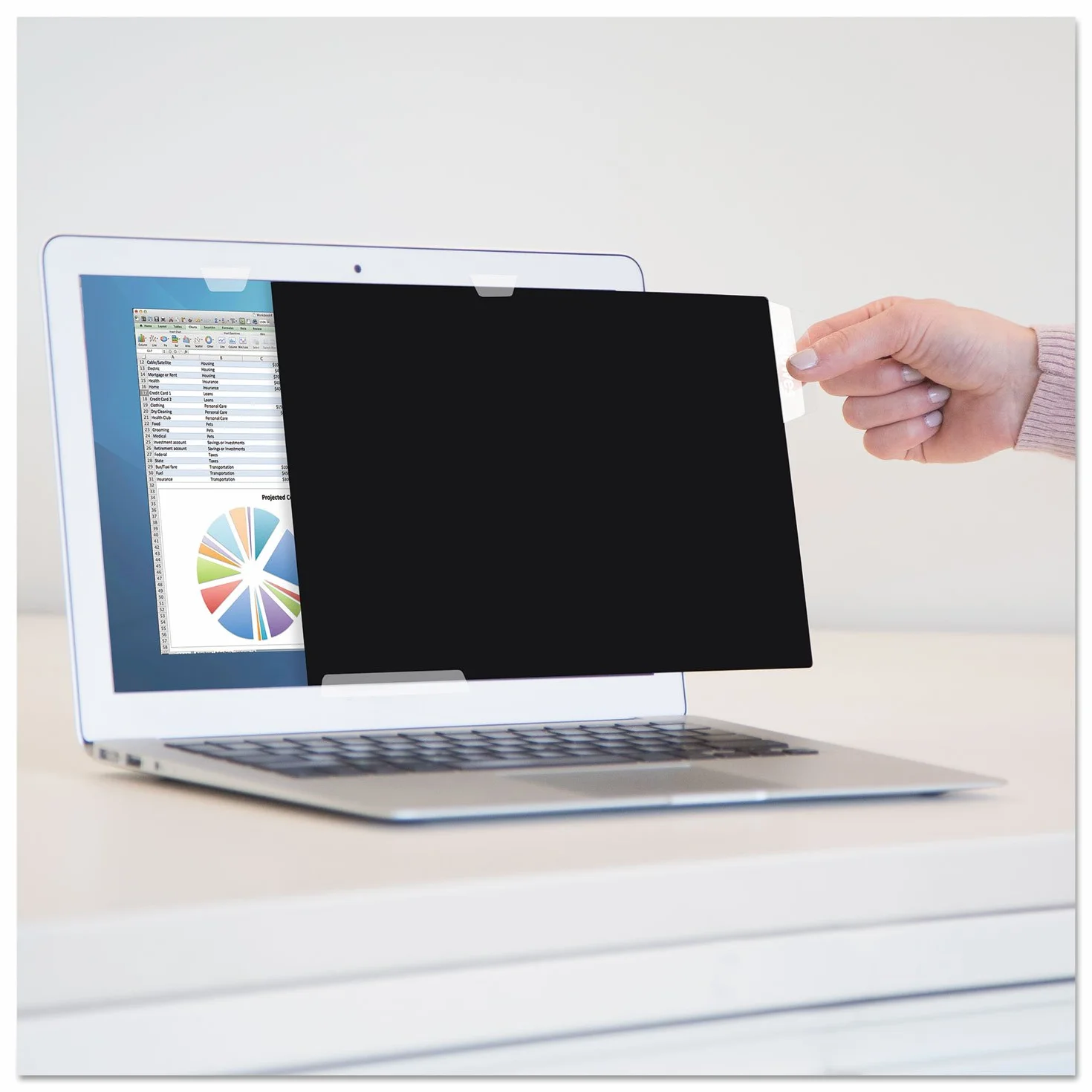 Fellowes Privascreen Anti-Glare Filtr Prywatności i Ochraniacz Ekranu do Monitora/Komputera, 67 Cali 169 Panoramiczny, Łatwe Mocowanie i Zdejmowanie za Pomocą Szybkiego Otwierania, Czarny